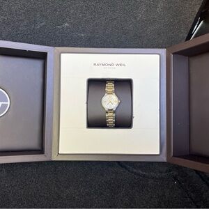 Raymond Weil Women’s Watch with natural diamonds